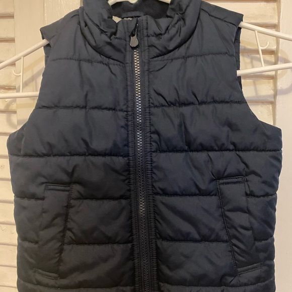 The GAP Warm Vest and The GAP Lightweight Reversible Puffer - Picture 8 of 9